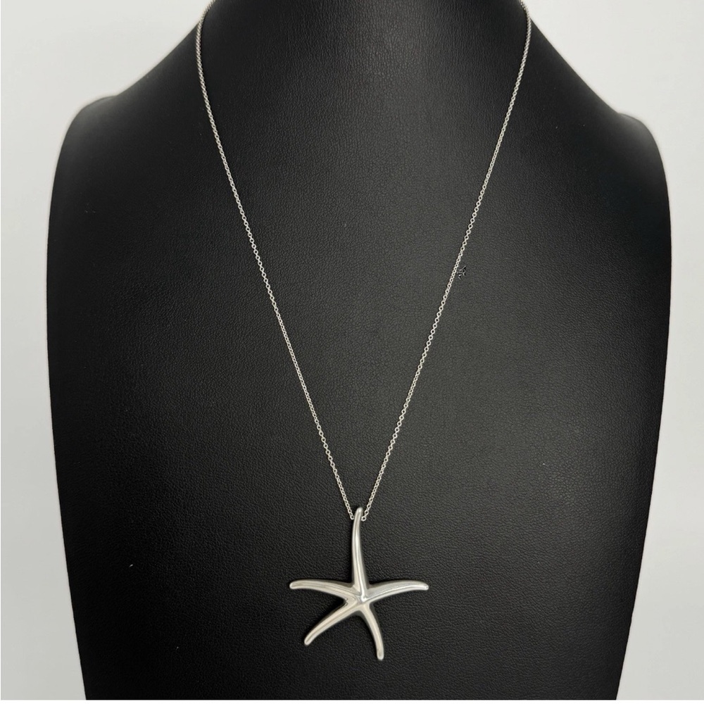 Tiffany & Co. Elsa Peretti Sterling Silver Starfish Pendant Necklace